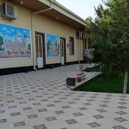 בוקורו Dilnura Guest House מראה חיצוני תמונה