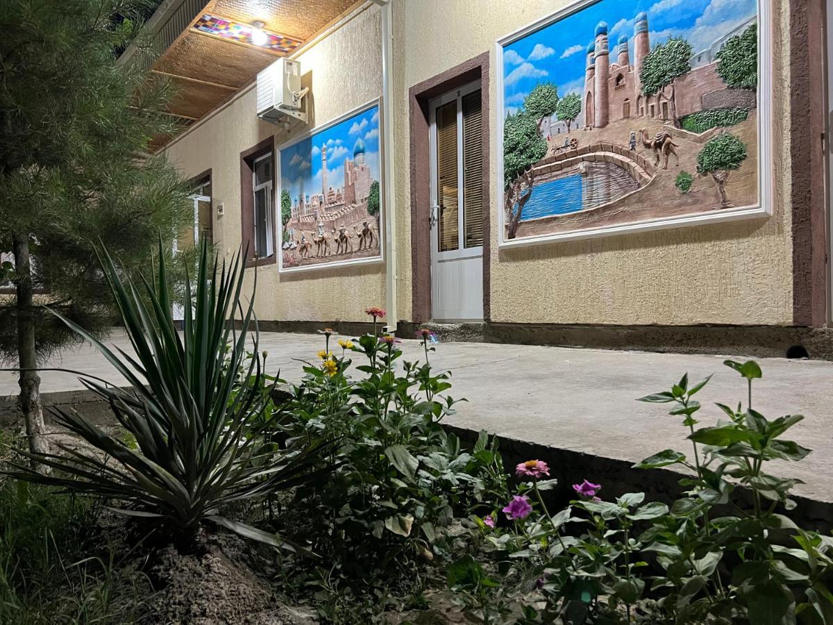 בוקורו Dilnura Guest House מראה חיצוני תמונה