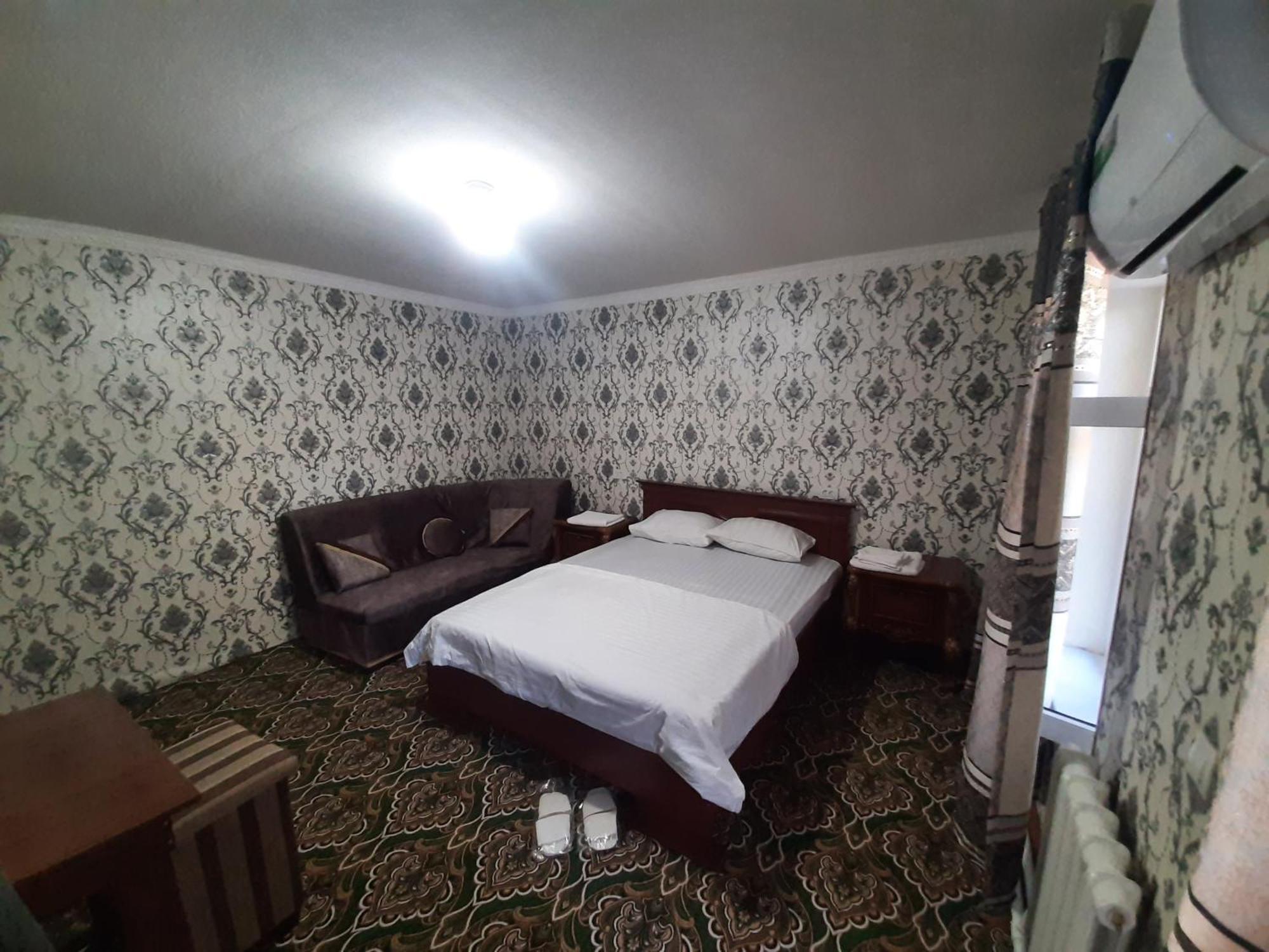 בוקורו Dilnura Guest House מראה חיצוני תמונה
