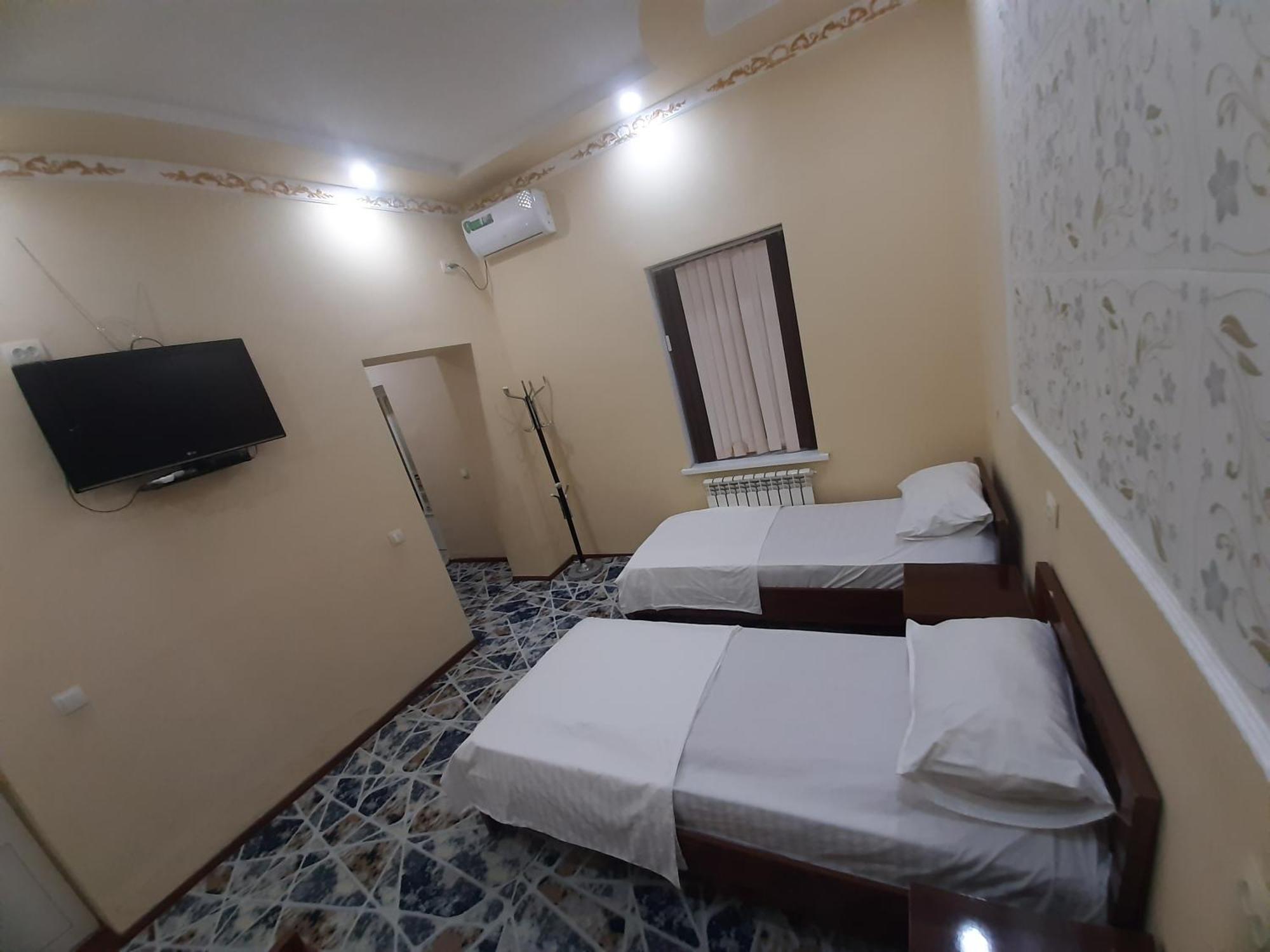 בוקורו Dilnura Guest House מראה חיצוני תמונה